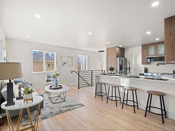 5th image of 3021 Locust Street