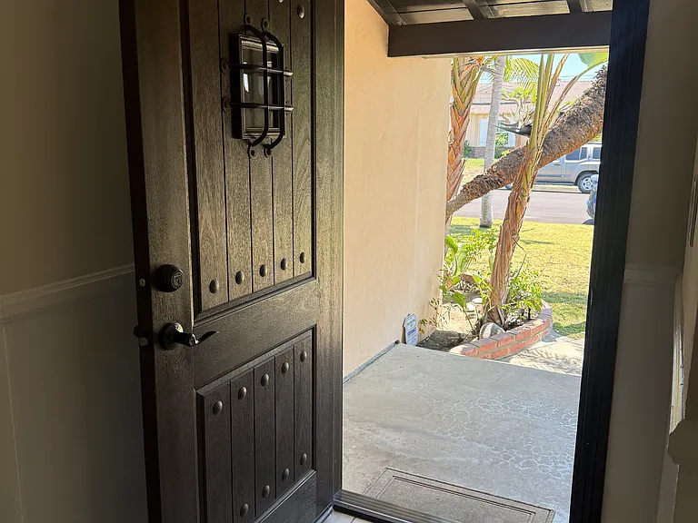 10247 Eglise Ave — Photo 31