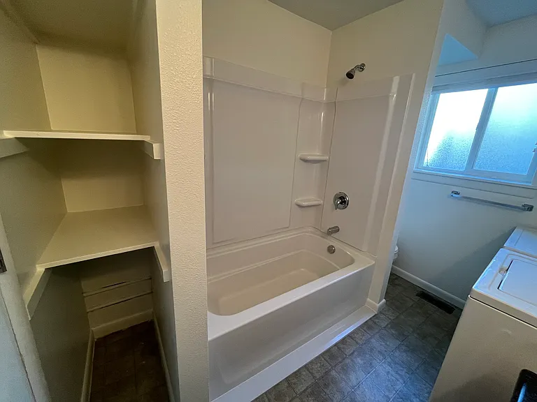 2173 S State St #3 — Photo 8