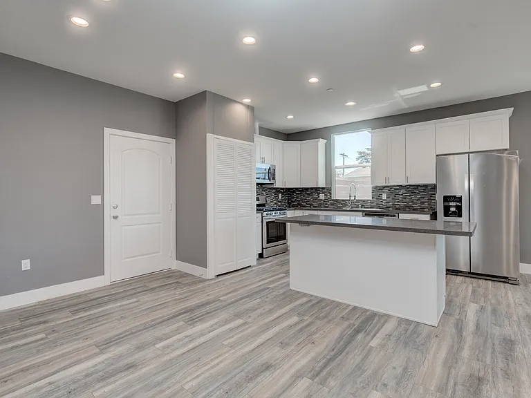 3626 S Cimarron St — Photo 9