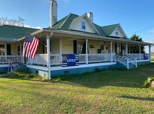 555 Mount Hebron Rd, Hartwell, GA 30643