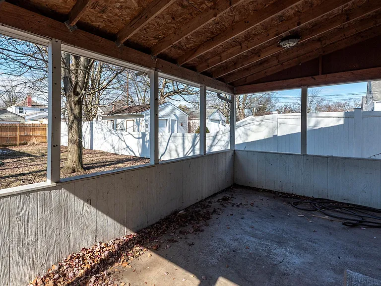 2883 Bremen St — Photo 29