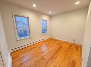 7 Burrill Pl APT 1, Boston, MA 02127