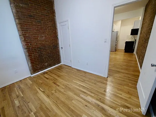 Rented by JM Preston Properties LLC | media 30