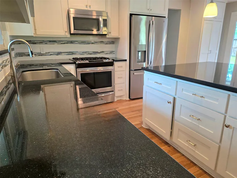 1763 Maux Dr — Photo 11
