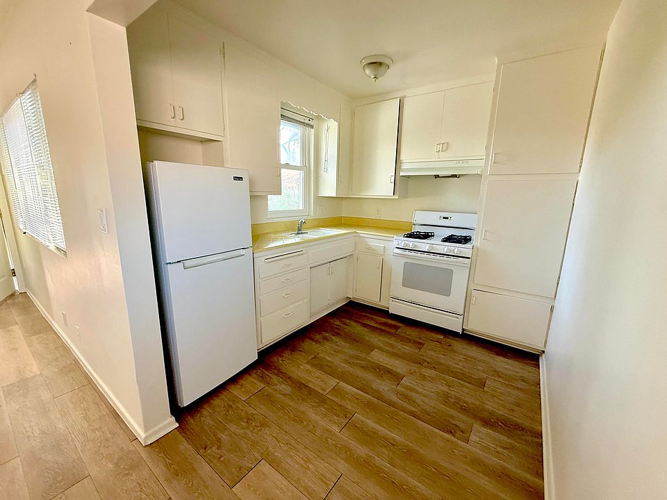 2nd image of 3432 Richland Dr #7