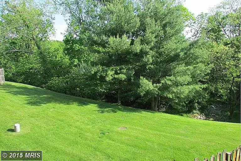 605 Whitcliff Ct — Photo 14