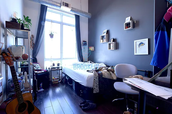 Rented by null | media 6