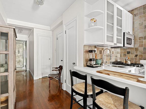 5th image of 81 Irving Pl APT 3G