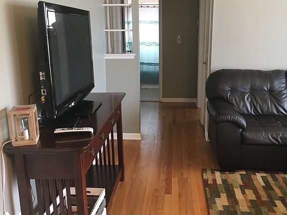 4th image of 8650 Shari Dr