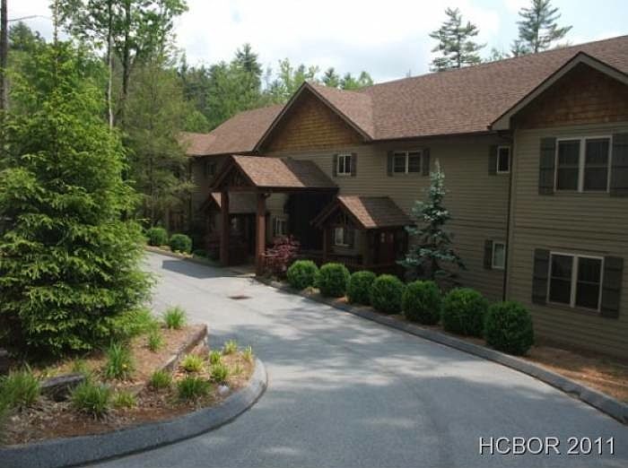 1st image of 120 Handicap Dr