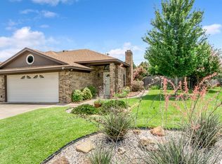 239 Mountainview Dr, Hurst, TX 76054