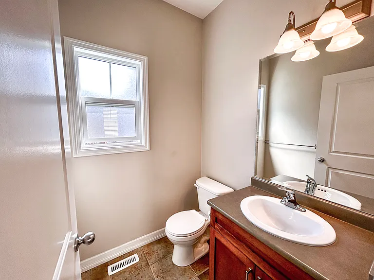 45450 Shawnigan Cres #3 — Photo 8