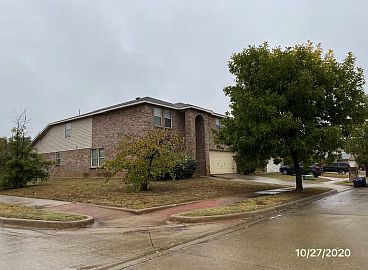 2nd image of 3303 Andalusian Dr