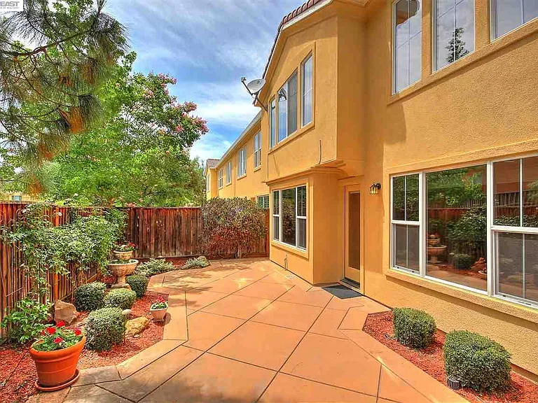 7290 Briza Loop — Photo 18