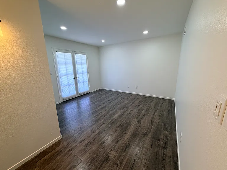 3342 Bradbury Rd #9 — Photo 8