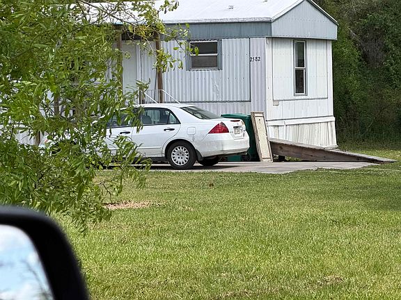 2nd image of 2582 Miller Ave