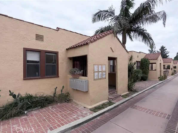 5031 Bakman Ave APT 2, North Hollywood, CA 91601