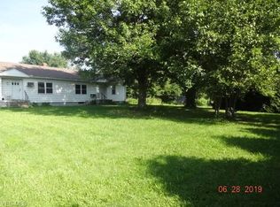 1516 & 1518 Collier Rd, Akron, OH 44320