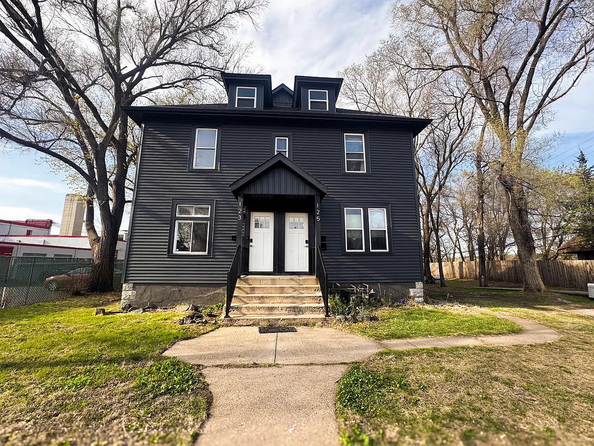 Building Photo - 123 Colorado St E #123
