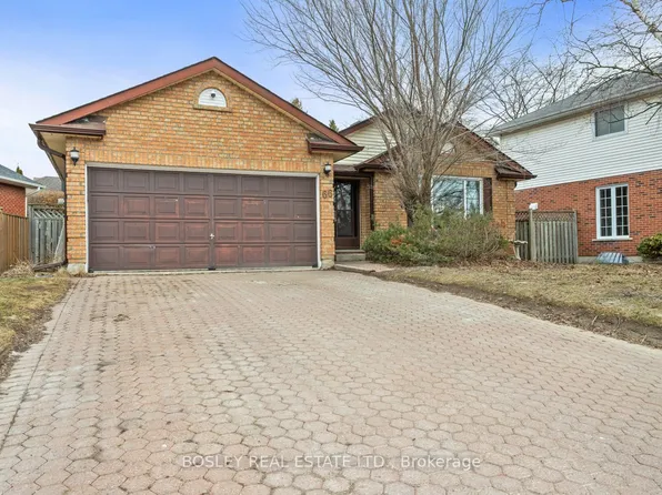 66 Centennial Dr, Pt Hope, ON L1A 4C3