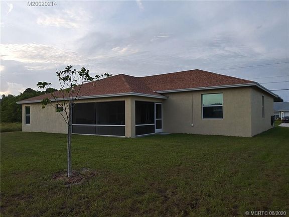 5th image of 442 SW Lacroix Ave