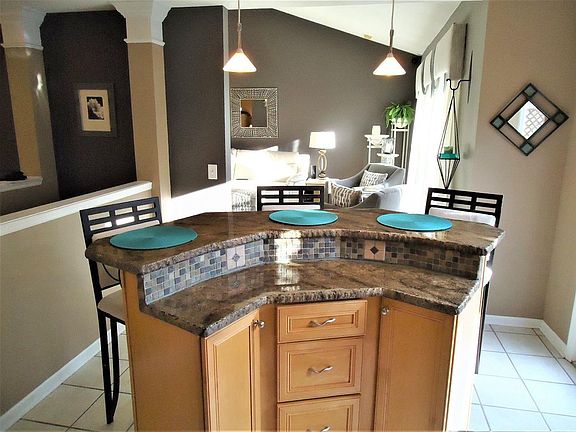 5th image of 1138 Heritage Ct