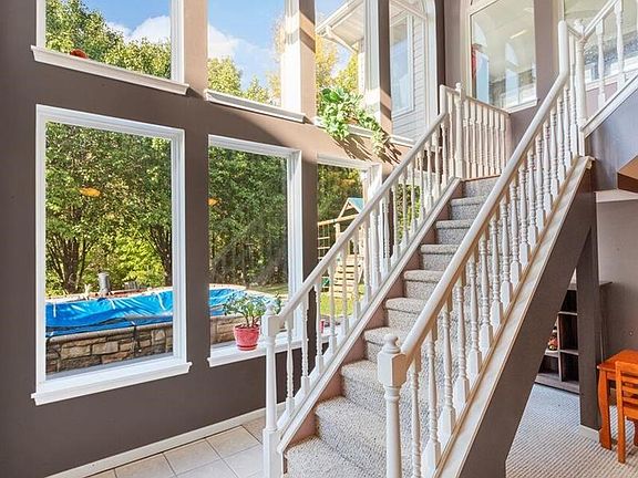 stunning atrium - backing to trees!!