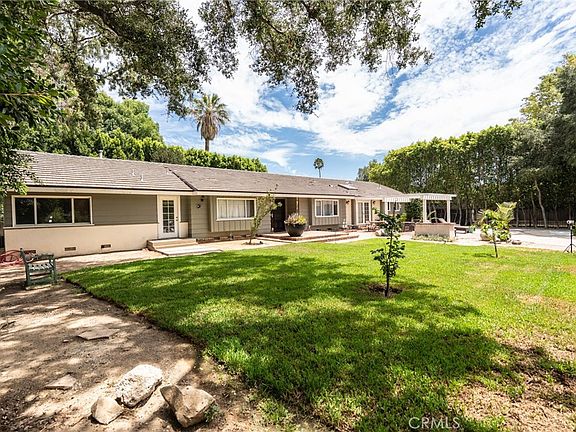 4th image of 10461 Andora Ave
