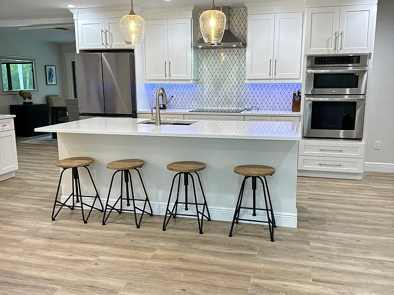 308 Sharwood Dr — Photo 5