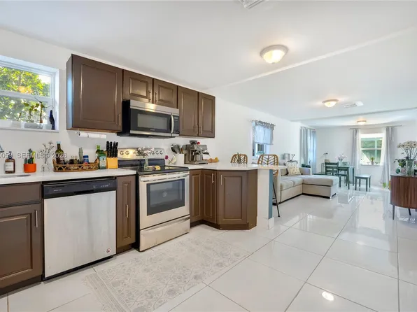 827 NW 114th St, Miami, FL 33168