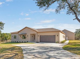 2713 Leslie Ln, San Marcos, TX 78666