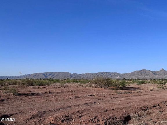 4th image of 7675 Kings Rd