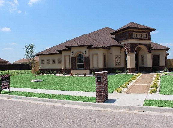 2nd image of 3100 La Puerta Ave