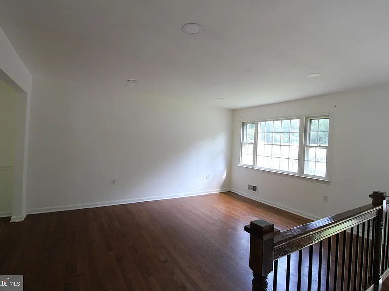4918 Althea Dr — Photo 5