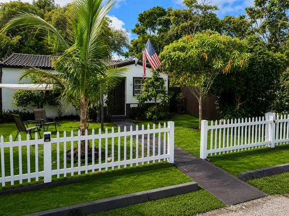 2206 Coolidge St, Hollywood, FL