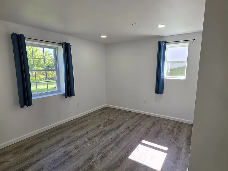 72 Ray St — Photo 23