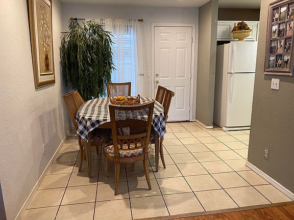 5th image of 108 Walnut Ct