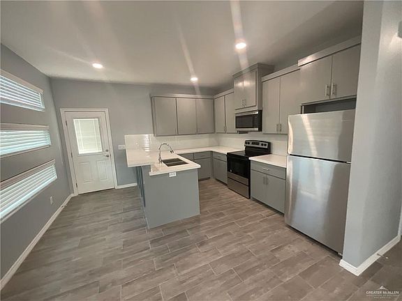 3rd image of 12706 N 33rd Ln #1