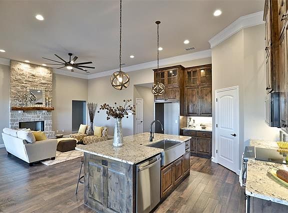5th image of 110 Dorado Ct