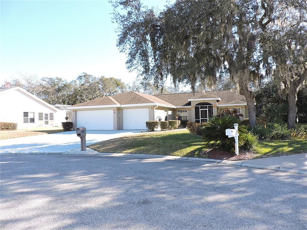 1010 Destin Dr