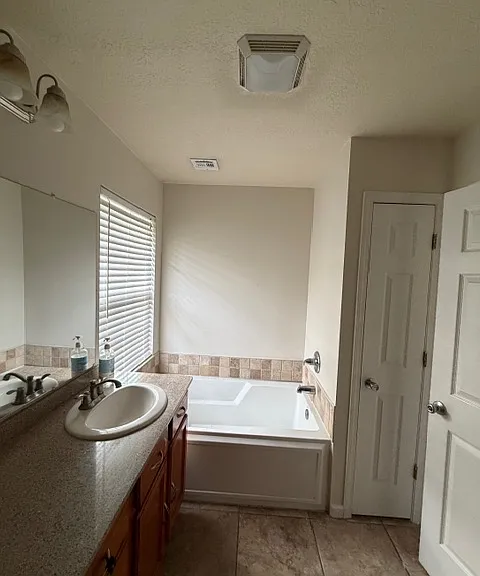 550 Dewey Rd — Photo 12