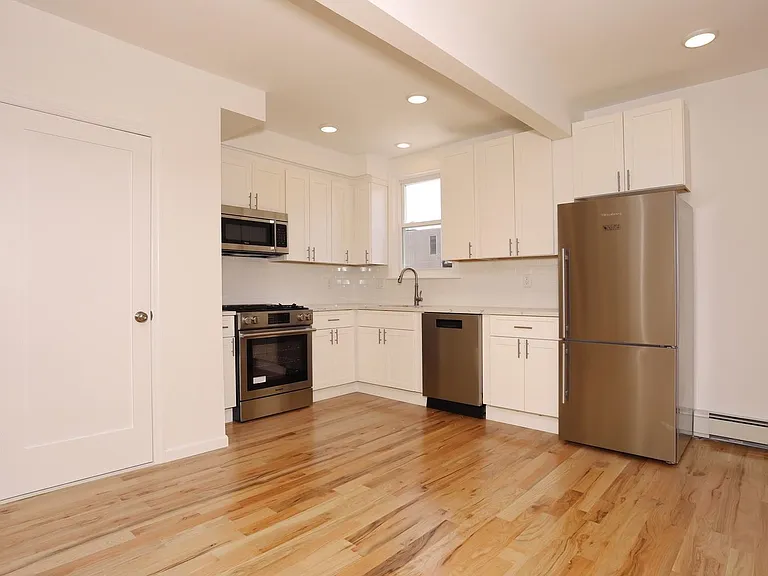 413 Jefferson St #3 — Photo 5
