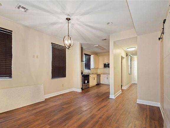 5th image of 3706-08 Louisiana Ave