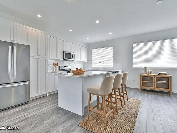 5th image of 16337 15th Ave #22