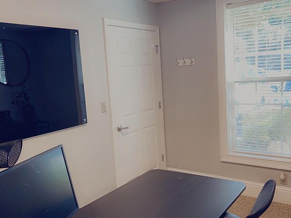 Office 1
