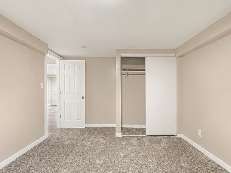 The Grove Apartments — Photo 9