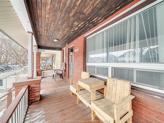 4th image of 1088 Hickory Rd