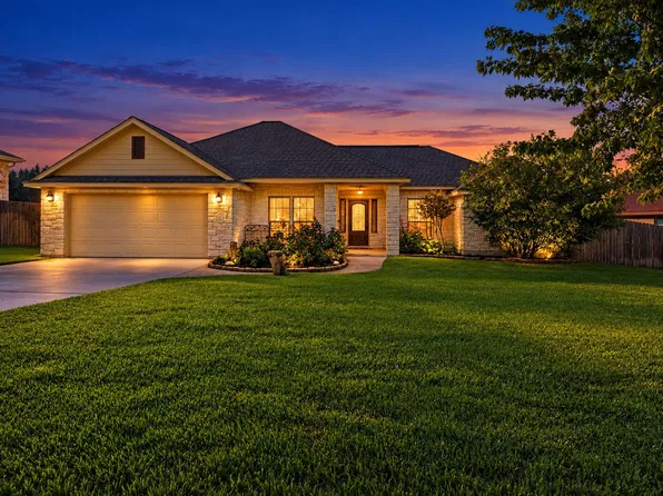 1307 Adam Avenue, Burnet, TX 78611