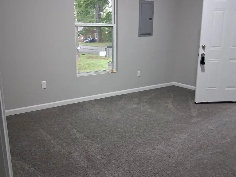 32 W Cooper St #B — Photo 4